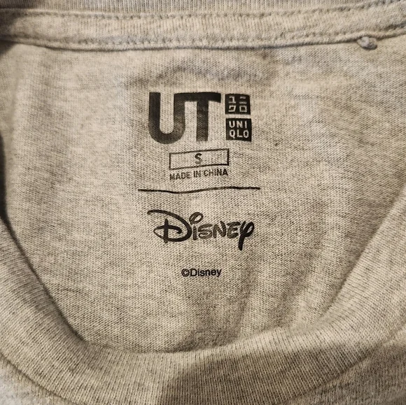 Uniqlo Mickey Paris Gray Tshirt Size Small - Picture 5 of 6